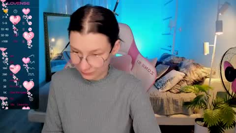 Snapshot of linablossom chatting on 05.02.26 Lina online show from 05.02.26