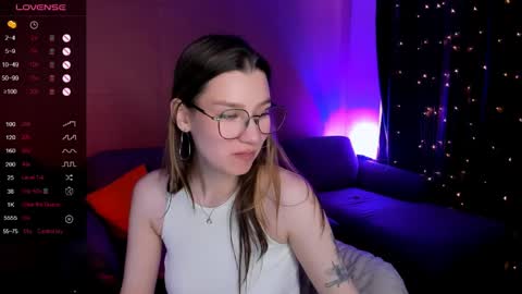 Snapshot of linablossom chatting on 05.08.26 Lina online show from 05.08.26