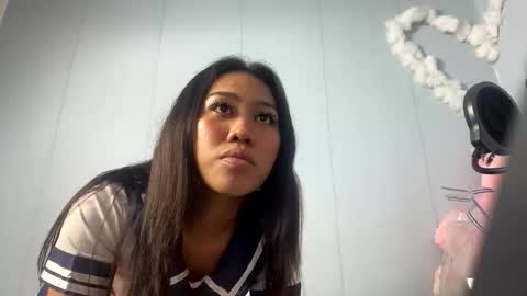 LinaDebie online show from 09.30.25