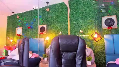 Lina  online show from 12.02.25