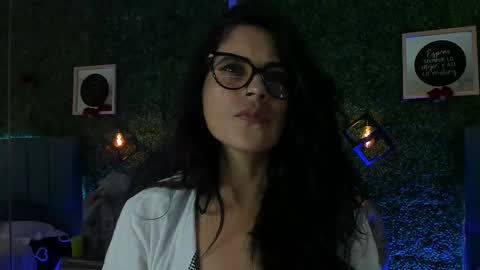 Lina  online show from 02.21.26