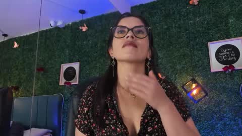 Lina  online show from 03.18.26