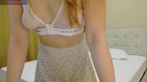 Snapshot of linajill chatting on 11.23.25 Anna online show from 11.23.25