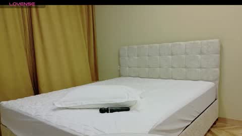 Snapshot of linajill chatting on 02.27.26 Anna online show from 02.27.26