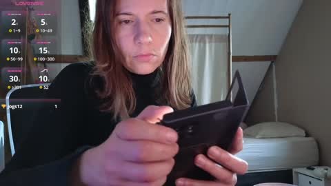 Lina online show from 01.17.25