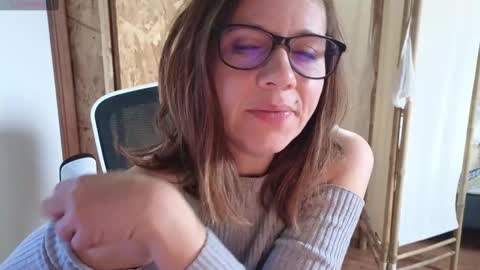 Lina online show from 02.26.25