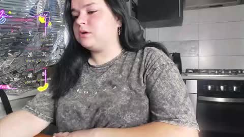 Lina online show from 09.15.25