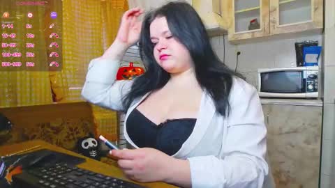 Lina online show from 11.08.25