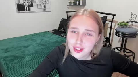 Lina online show from 01.30.25