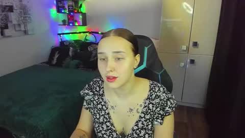 Lina online show from 02.04.26