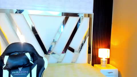  Linda  online show from 11.15.25