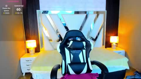  Linda  online show from 11.17.25