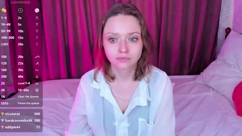 Snapshot of linda__bryant chatting on 03.01.25 Linda GMT2 Mon Tu Fri Sa Su 0300am-1000 am online show from 03.01.25