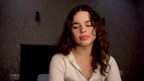 Snapshot of linda_clarsss chatting on 11.17.25 Linda online show from 11.17.25