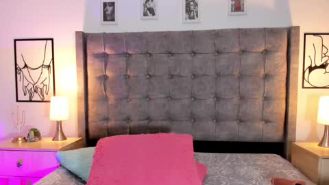 Snapshot of linda_fosterr chatting on 01.15.26 Linda Fosterr online show from 01.15.26