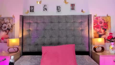 Linda Fosterr online show from 04.27.26