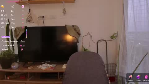 Giggles  online show from 12.22.25