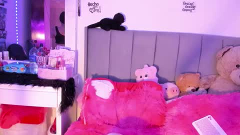 Lindaa maria  online show from 01.07.26