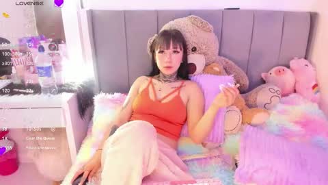 Lindaa maria  online show from 01.19.26