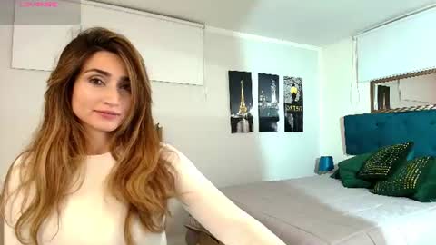 Snapshot of linda_morgan1 chatting on 06.29.26 Maria Paula online show from 06.29.26