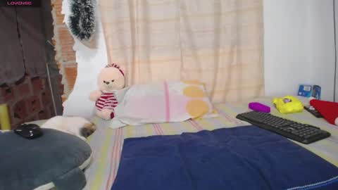 Snapshot of linda_naomi chatting on 01.08.25 naomi online show from 01.08.25