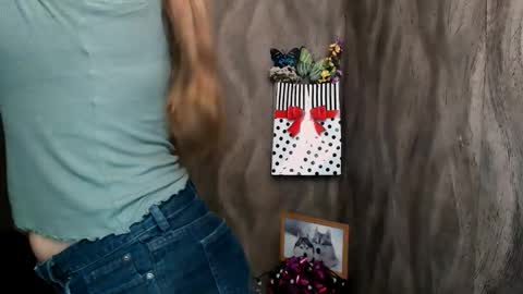 Linda online show from 09.27.25