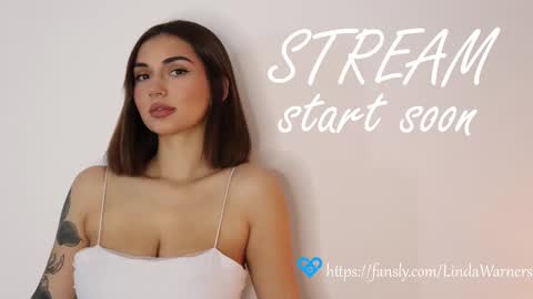 Snapshot of linda_warners chatting on 03.08.25 Call me Linda online show from 03.08.25