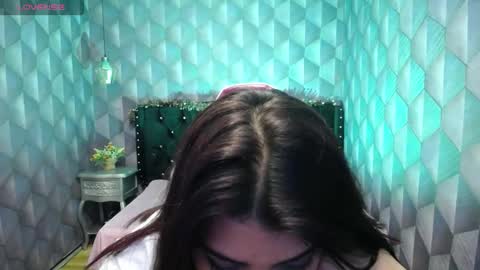    online show from 01.04.25