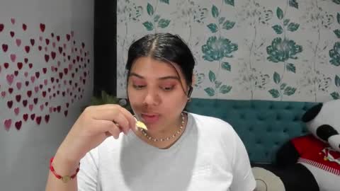    online show from 02.20.25