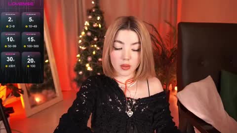 Snapshot of lindathacker chatting on 01.07.25 your Linda is back online show from 01.07.25