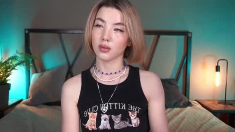 Snapshot of lindathacker chatting on 01.29.25 your Linda is back online show from 01.29.25