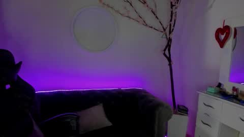 Snapshot of lindsay_khaleesi chatting on 01.18.26 Lindsay online show from 01.18.26