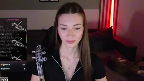 Snapshot of lindsey_mey chatting on 06.23.26 Lindsey online show from 06.23.26