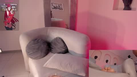 Snapshot of lindseycox chatting on 12.02.24 Lin online show from 12.02.24