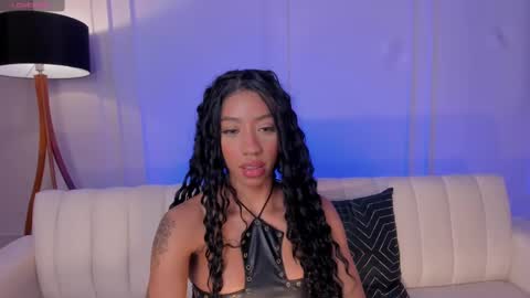 Snapshot of lindseycox chatting on 02.16.25 Lin online show from 02.16.25
