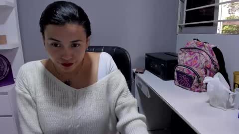 Lindsy online show from 10.17.25