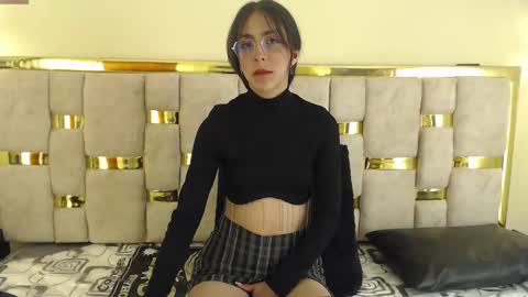 Snapshot of ling_ling24 chatting on 02.04.25 ling ling24 online show from 02.04.25