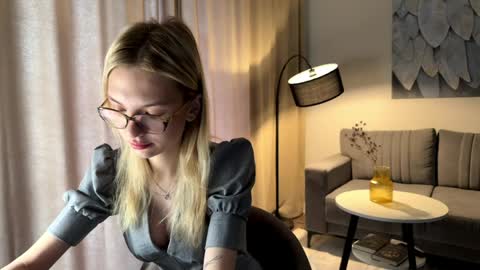 Emma online show from 04.07.26