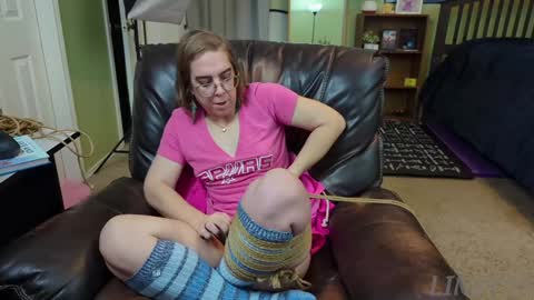 Linzy19 online show from 12.05.24