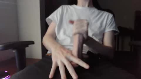 Snapshot of liocious98 chatting on 10.27.25 liocious98 online show from 10.27.25