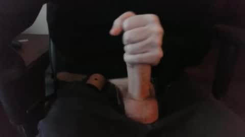 Snapshot of liocious98 chatting on 12.15.25 liocious98 online show from 12.15.25