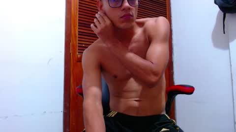 lion_grr online show from 02.10.25