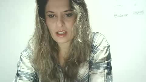 lionessmom online show from 10.25.25