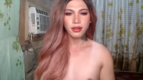 lipshero online show from 09.22.25