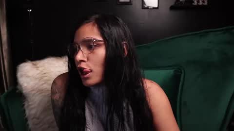 Snapshot of lireesa chatting on 03.03.25 Lire online show from 03.03.25