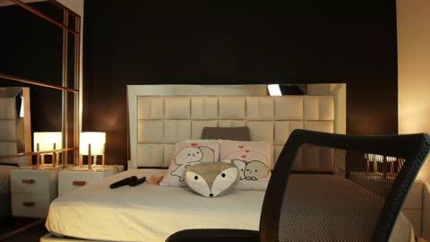 Lisa online show from 01.08.25