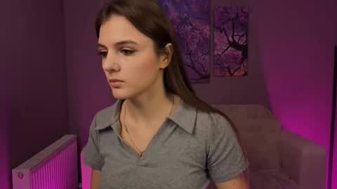 Snapshot of lisa_dark_ chatting on 11.19.25 Lisa online show from 11.19.25