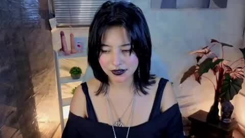 lisa dolly nyx online show from 05.14.26