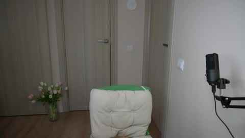 lisa_graham online show from 10.21.25