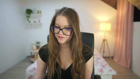 lisa mccoy  online show from 11.18.25